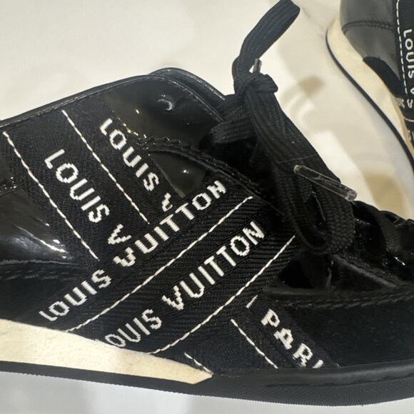 Louis Vuitton Patent Leather Low Top Size 37.5 Women’s Sneaker (runs Small) - Picture 5 of 16